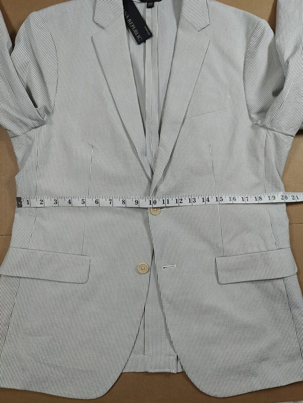 Banana Republic shoulder ~17